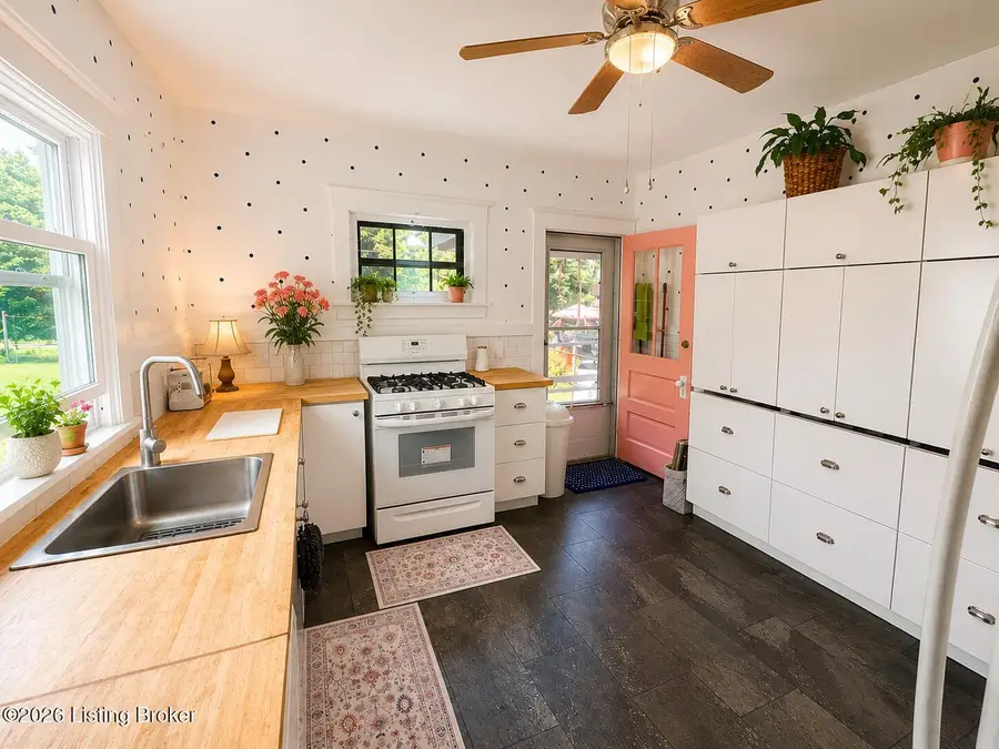 116 N 42nd St, Louisville, KY 40212 - #3
