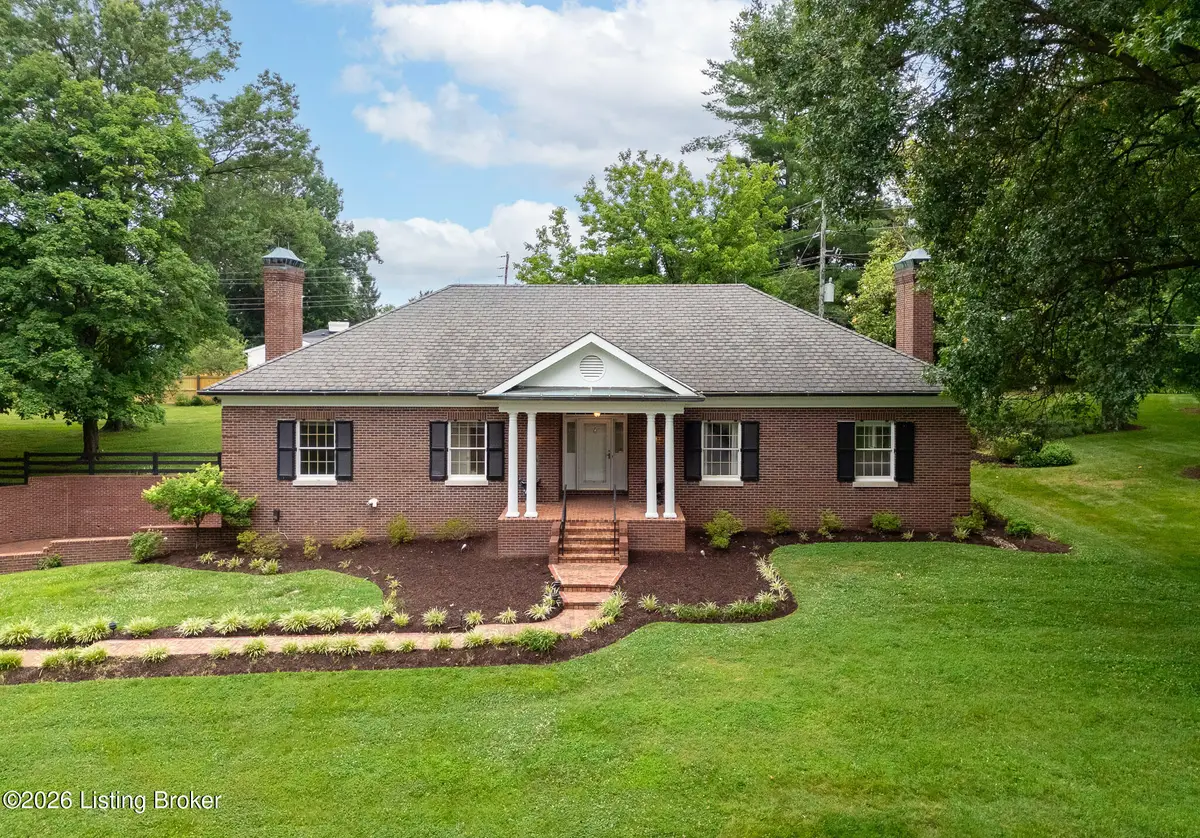 5523 Apache Rd, Louisville, KY 40207 - #1
