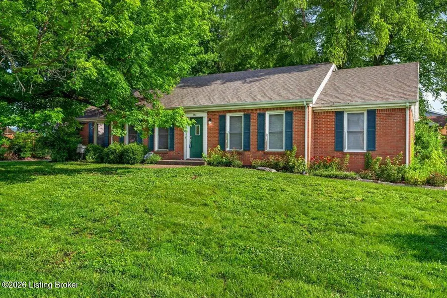 388 Knobview Dr, Shelbyville, KY 40065 - #2