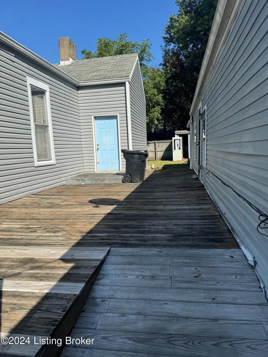 1813 Owen St, Louisville, KY 40203 - #2