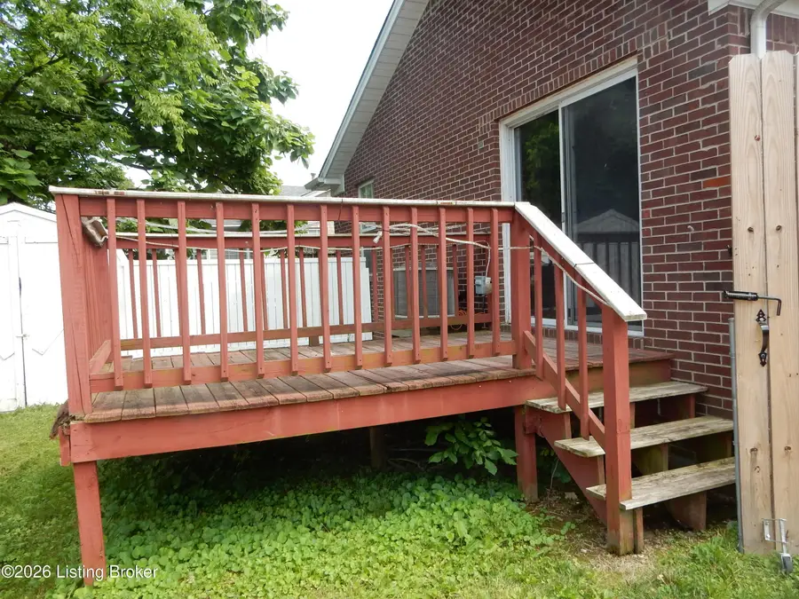 386 S Old Preston Hwy, Shepherdsville, KY 40165 - #2