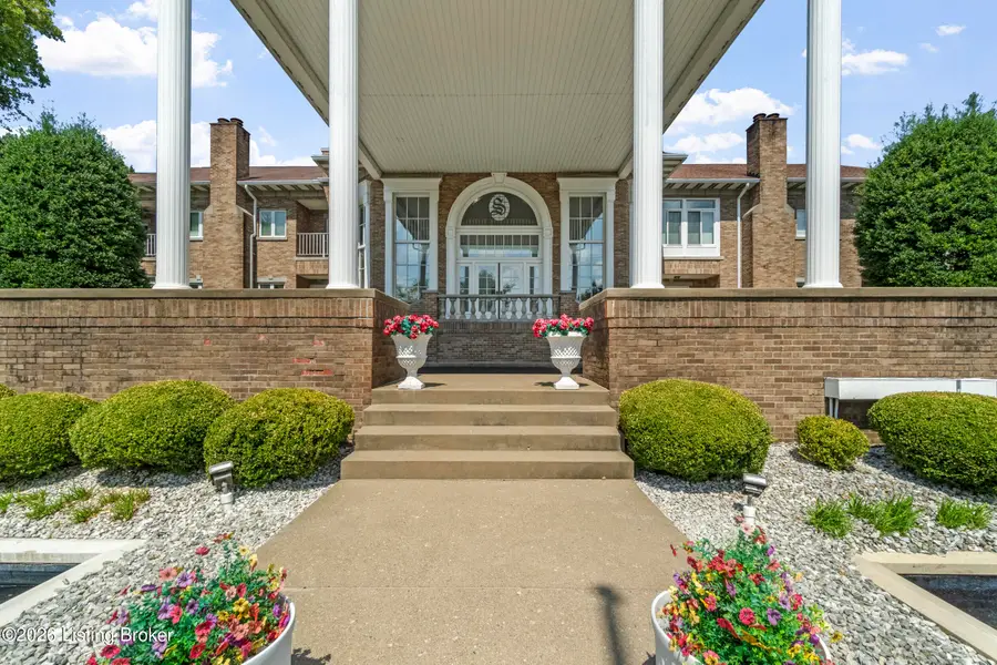 8605 Shelbyville Rd #127, Louisville, KY 40222 - #2