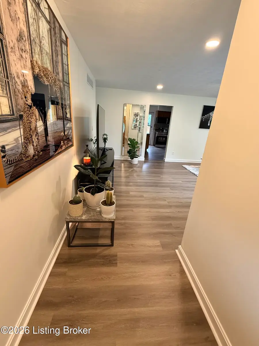 8702 Terry Rd, Louisville, KY 40258 - #3