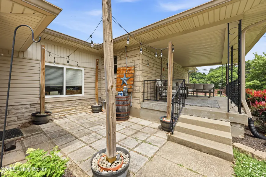 6314 Moorhaven Dr, Louisville, KY 40228 - #3