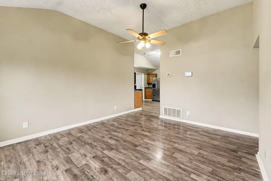 13601 Greystone Ave, Louisville, KY 40272 - #3