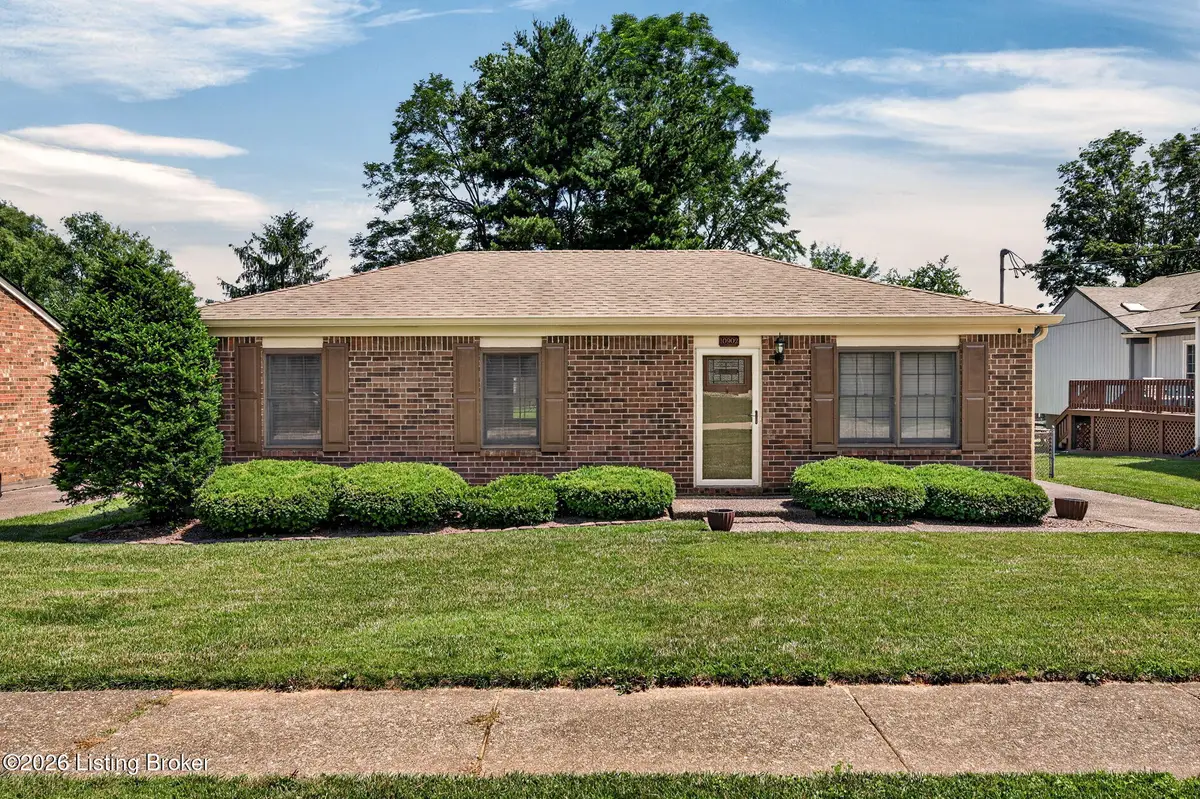 10902 Conti Ln, Jeffersontown, KY 40299 - #1