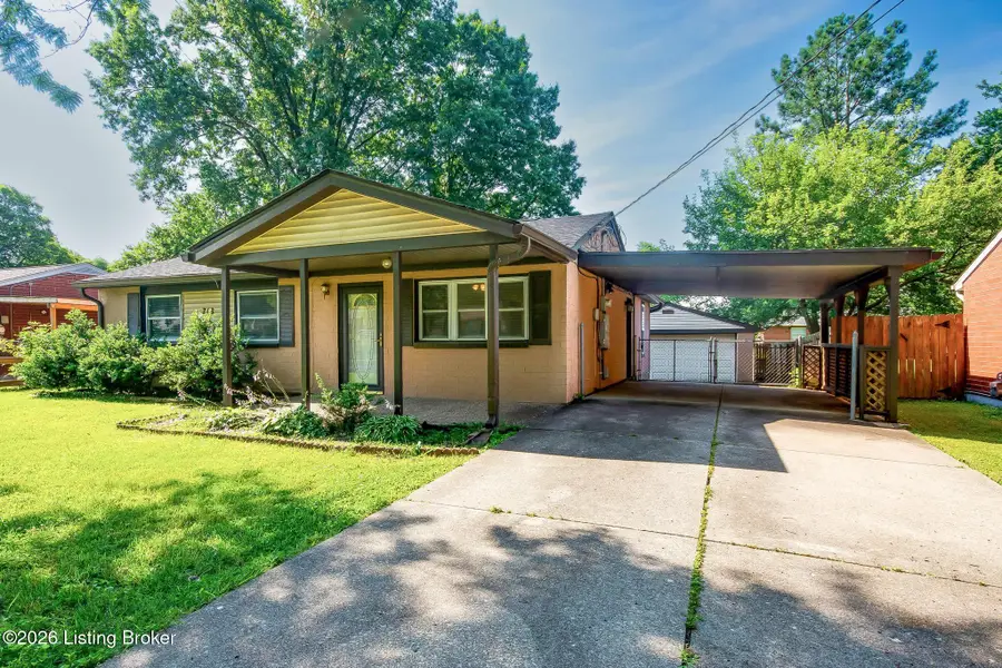 718 Glengarry Dr, Fairdale, KY 40118 - #3