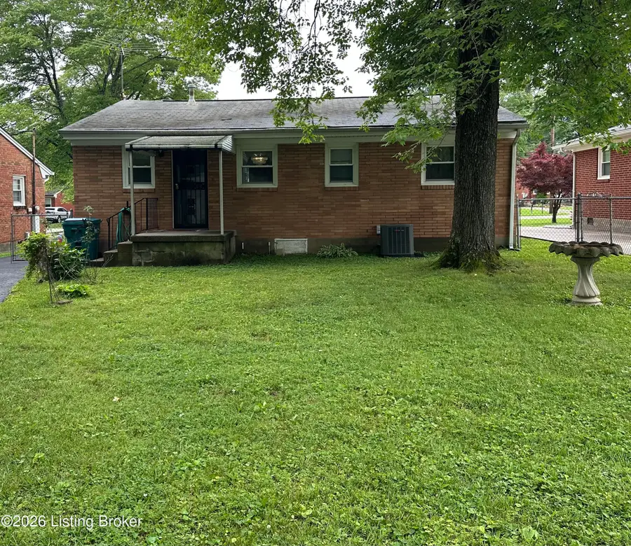 10602 Charlene Dr, Fairdale, KY 40118 - #2
