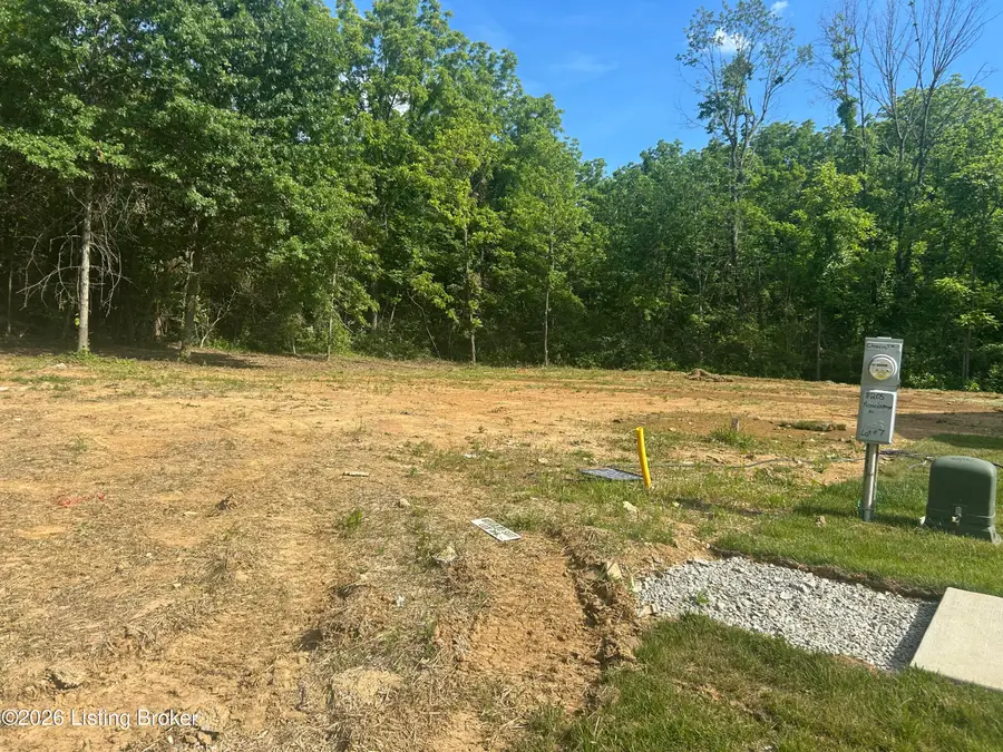 8203 Roseborough Rd, Louisville, KY 40228 - #2