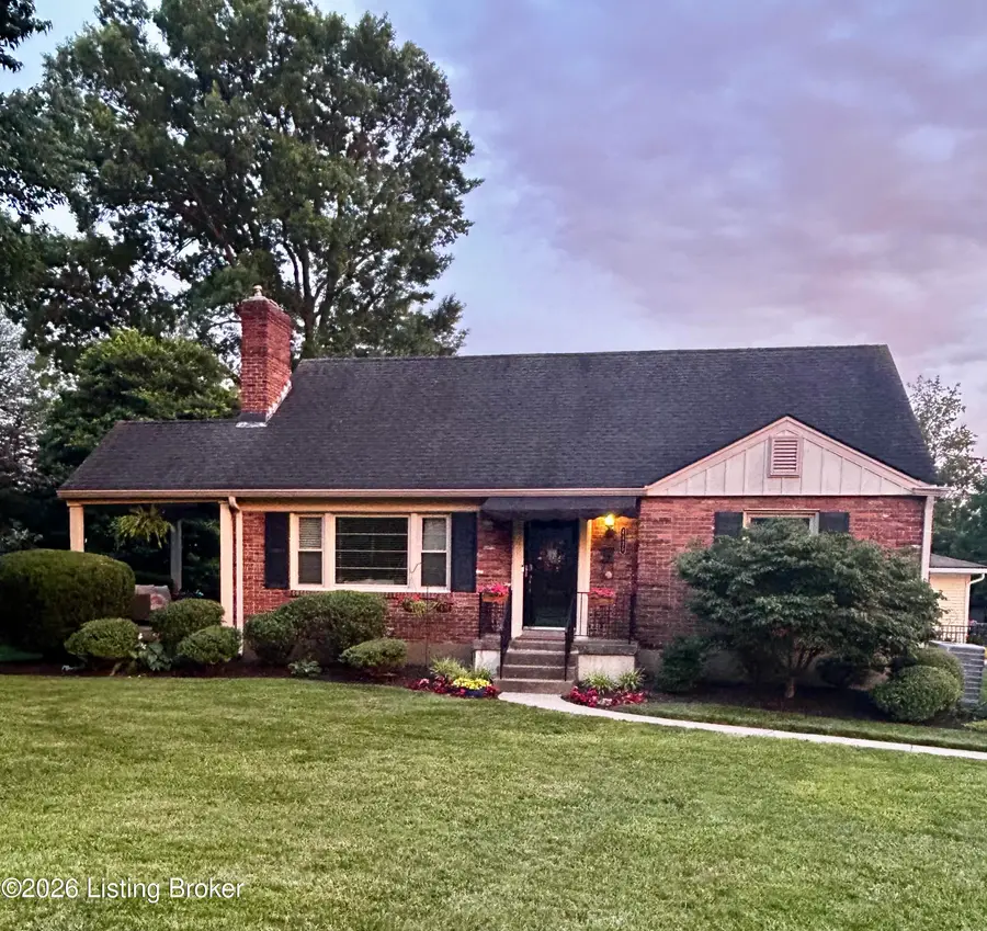 4435 Blenheim Rd, Louisville, KY 40207 - #2