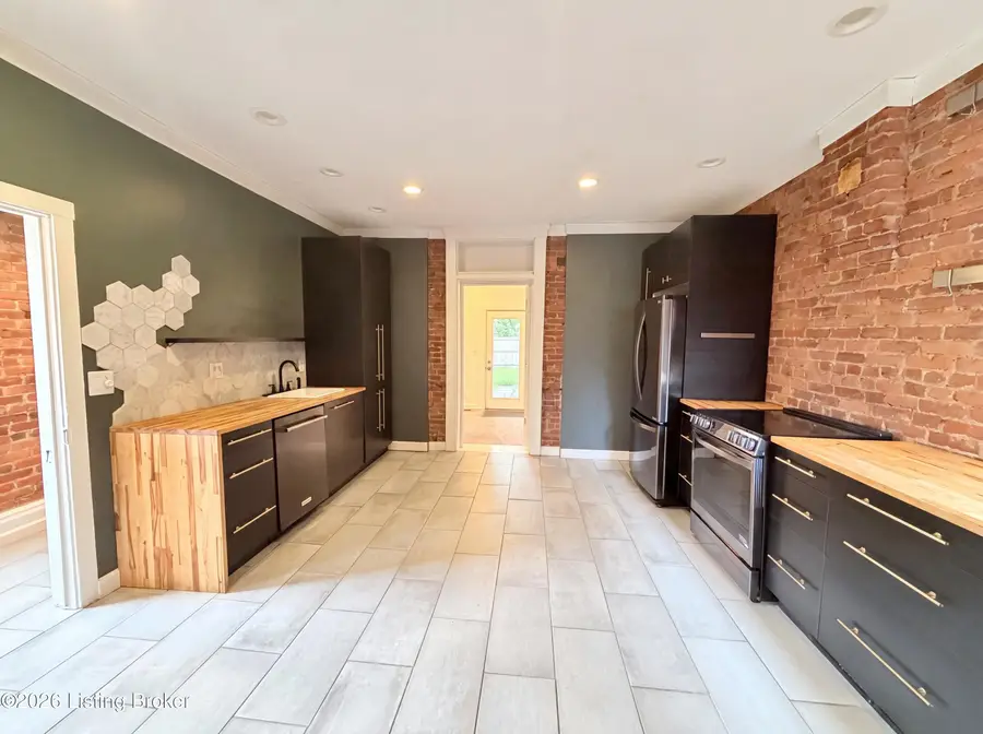 1011 Rogers St, Louisville, KY 40204 - #2
