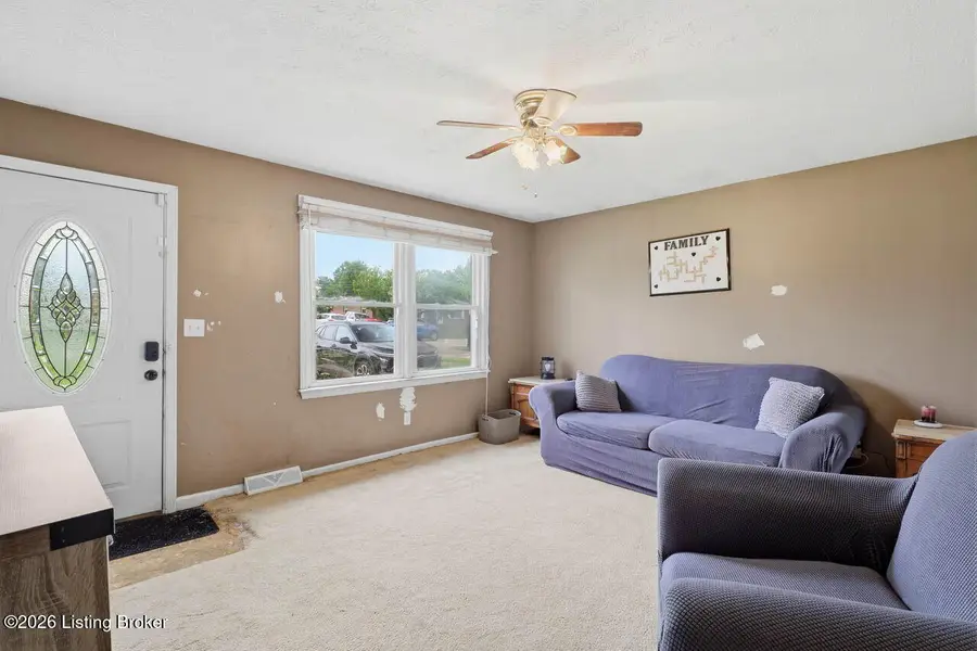 107 Ravenwood Dr, Frankfort, KY 40601 - #3