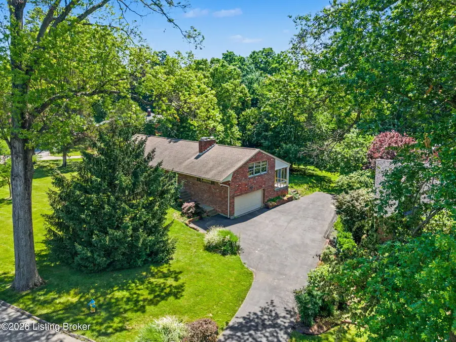 7 Pin Oak Ln, Louisville, KY 40207 - #2
