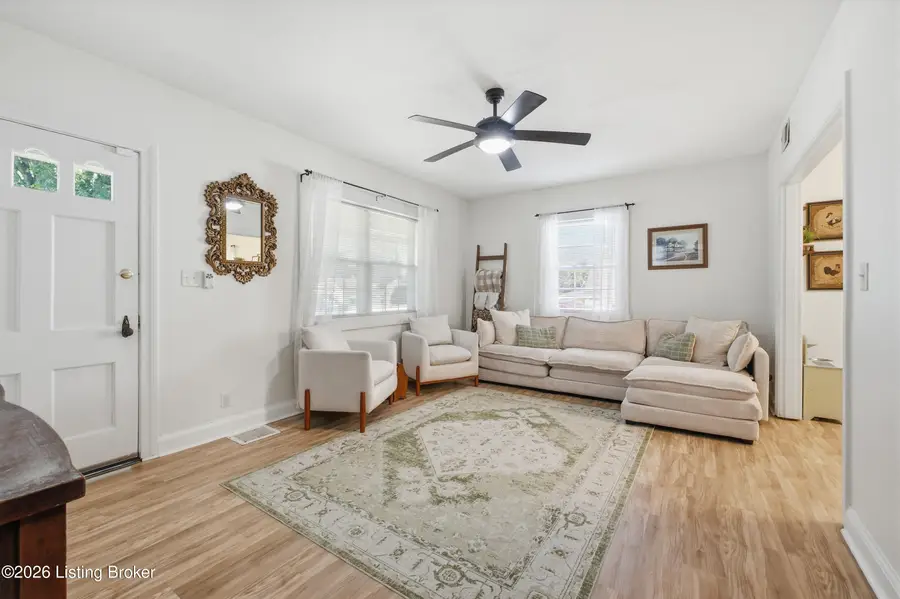1705 Lakeside Dr, Shelbyville, KY 40065 - #3