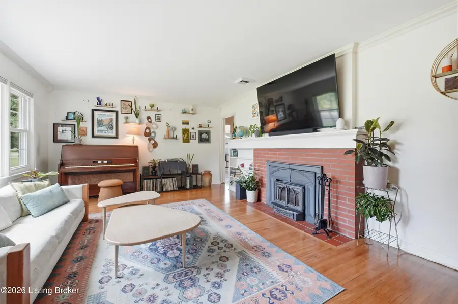 206 Dorchester Rd, Louisville, KY 40223 - #2