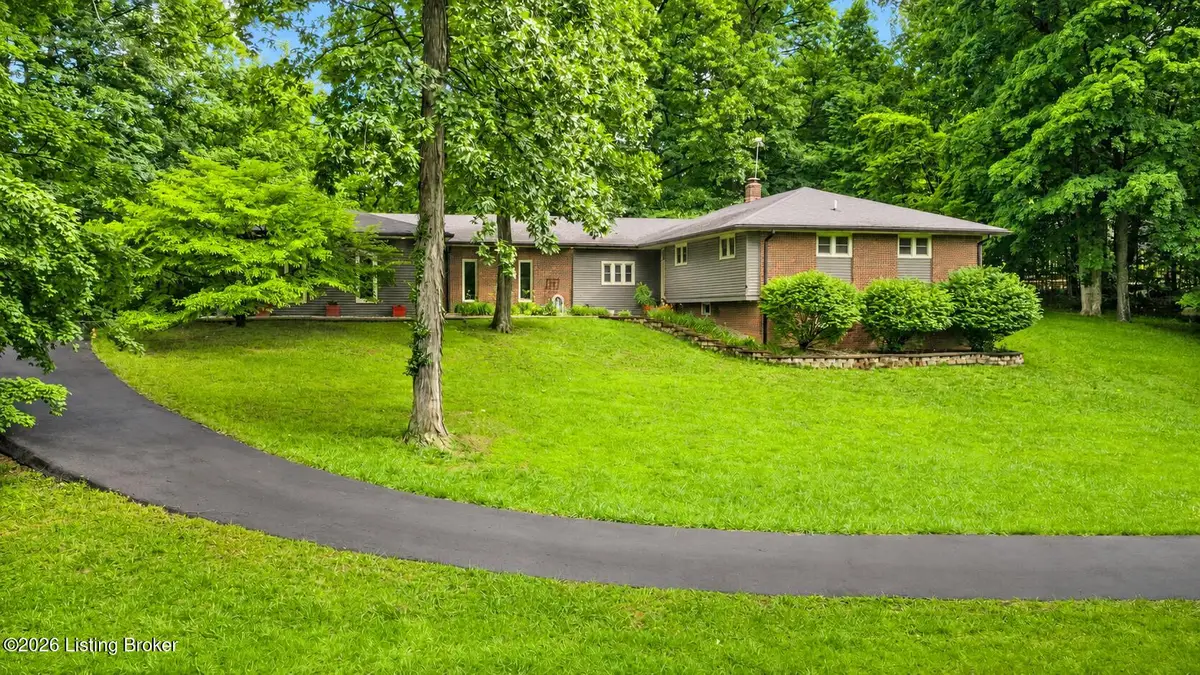 3140 Yorkshire Dr, Bardstown, KY 40004 - #1