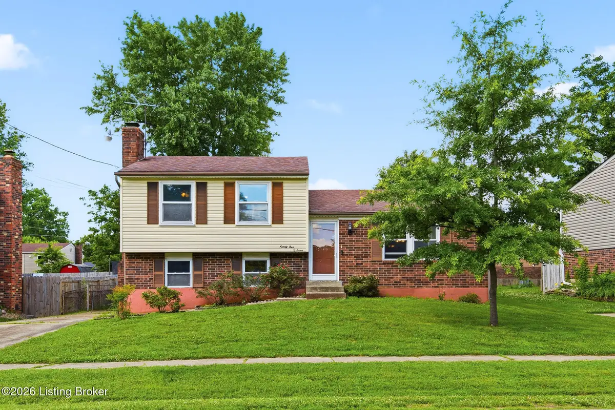 9507 Michael Edward Dr, Louisville, KY 40291 - #1