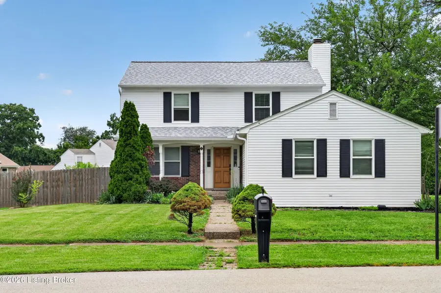 8905 Wooded Glen Rd, Louisville, KY 40220 - #2