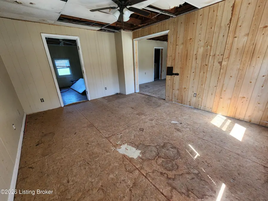1213 Shot Hunt Rd, Vine Grove, KY 40175 - #2