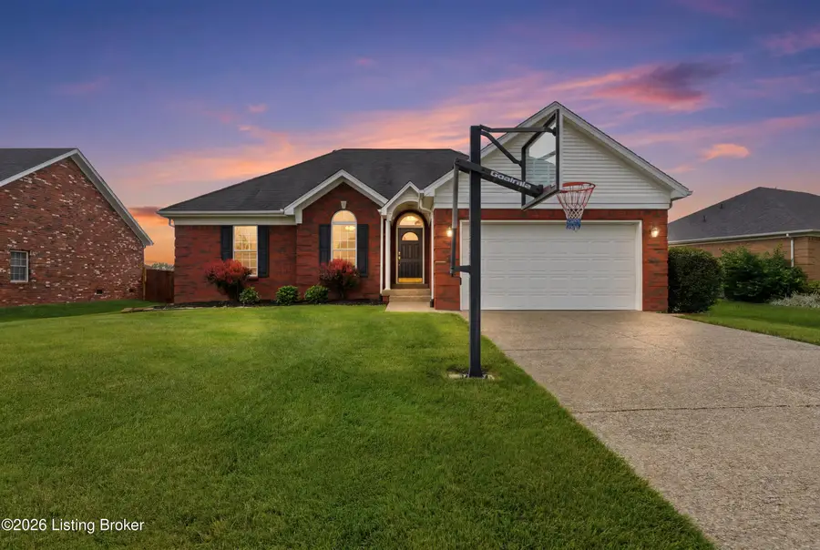 515 Spring House Ln, Louisville, KY 40229 - #2