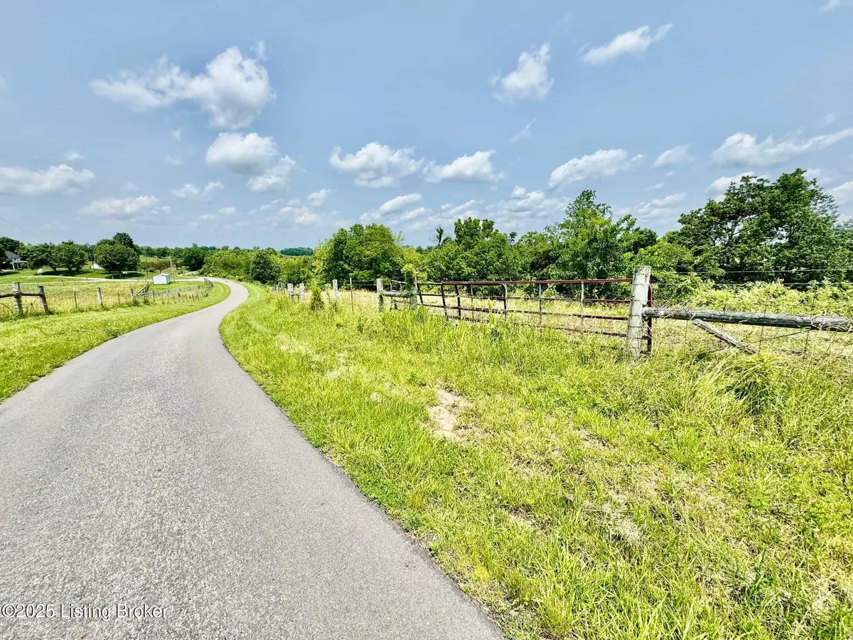 3800 Baker Ridge Rd, Willisburg, KY 40078 - #1