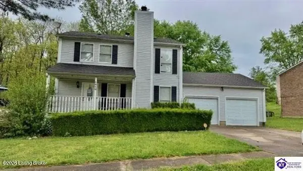 1010 Scenic Dr, Radcliff, KY 40160