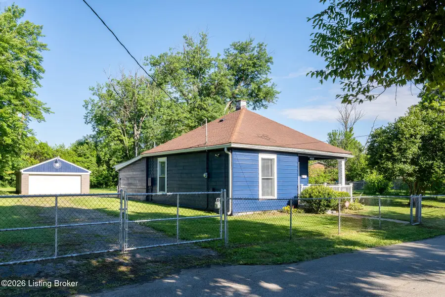 4315 Stoltz Ct, Louisville, KY 40215 - #3