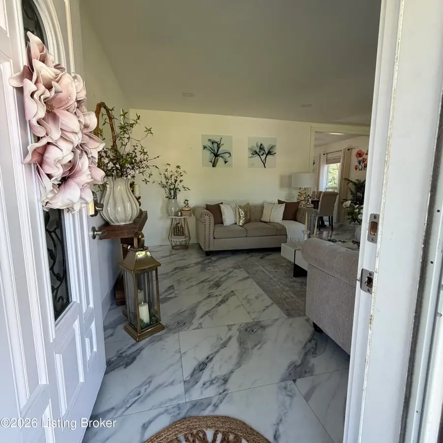 5403 Wethe Ct, Louisville, KY 40291 - #2