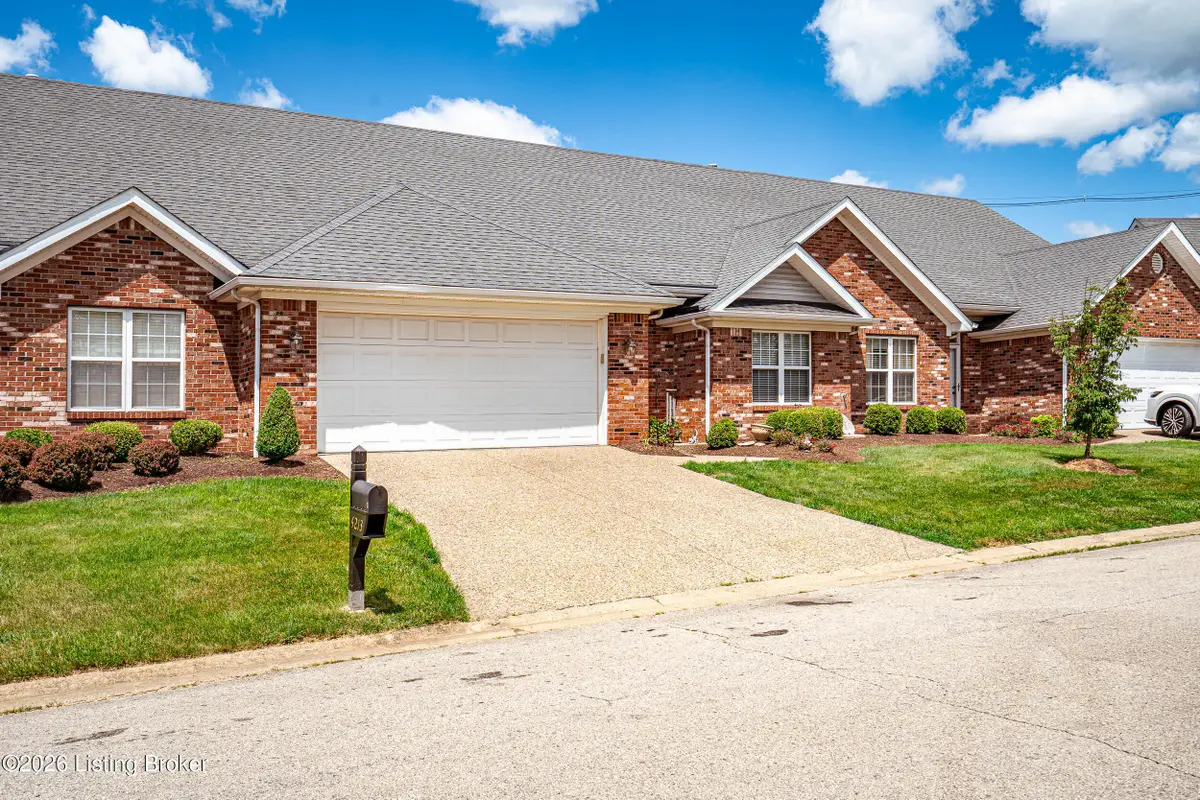 4213 Garden Ridge Rd, Crestwood, KY 40014 - #1