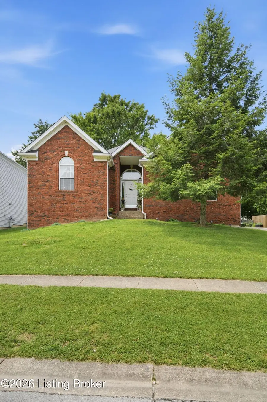 5118 Silverton Ln, Louisville, KY 40241 - #3