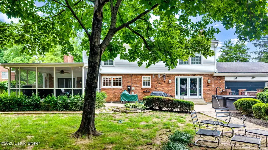 4911 Crofton Rd, Louisville, KY 40207 - #3