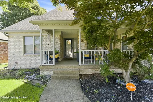 5021 Hunters Point Cir, Louisville, KY 40216