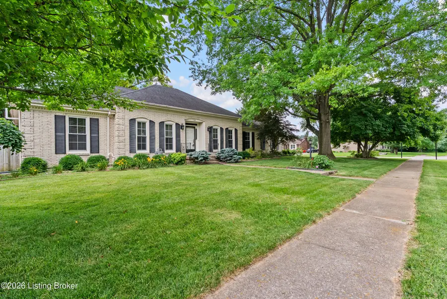 7100 Chippenham Rd, Louisville, KY 40222 - #2