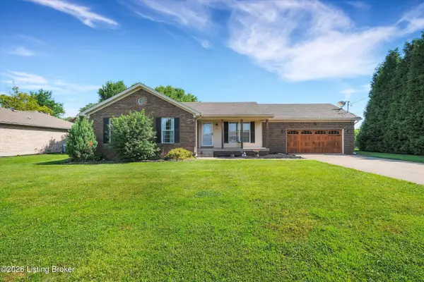 230 E Emerald Cir, Mt Washington, KY 40047