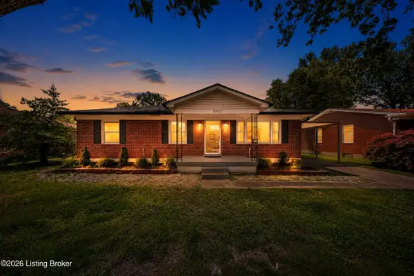 2002 Lynn Lea Rd, Louisville, KY 40216