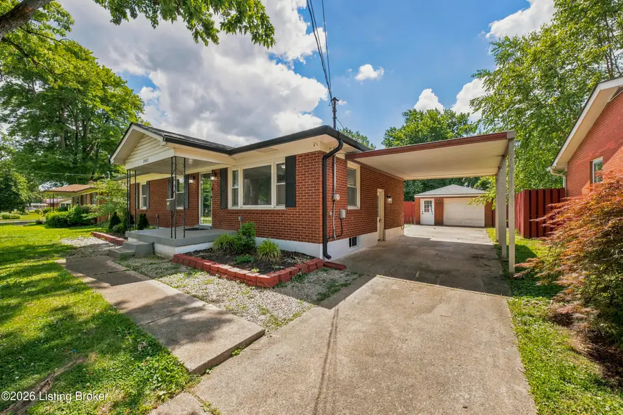 2002 Lynn Lea Rd, Louisville, KY 40216 - #3