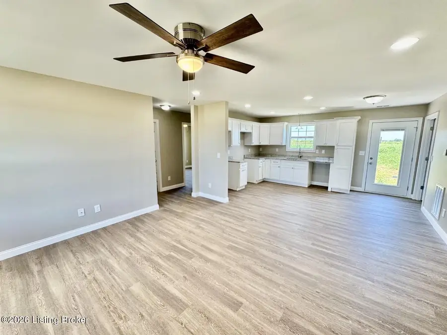 1574 Old Perryville Loop, Springfield, KY 40069 - #2