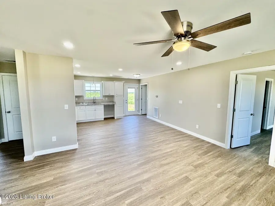 1574 Old Perryville Loop, Springfield, KY 40069 - #3