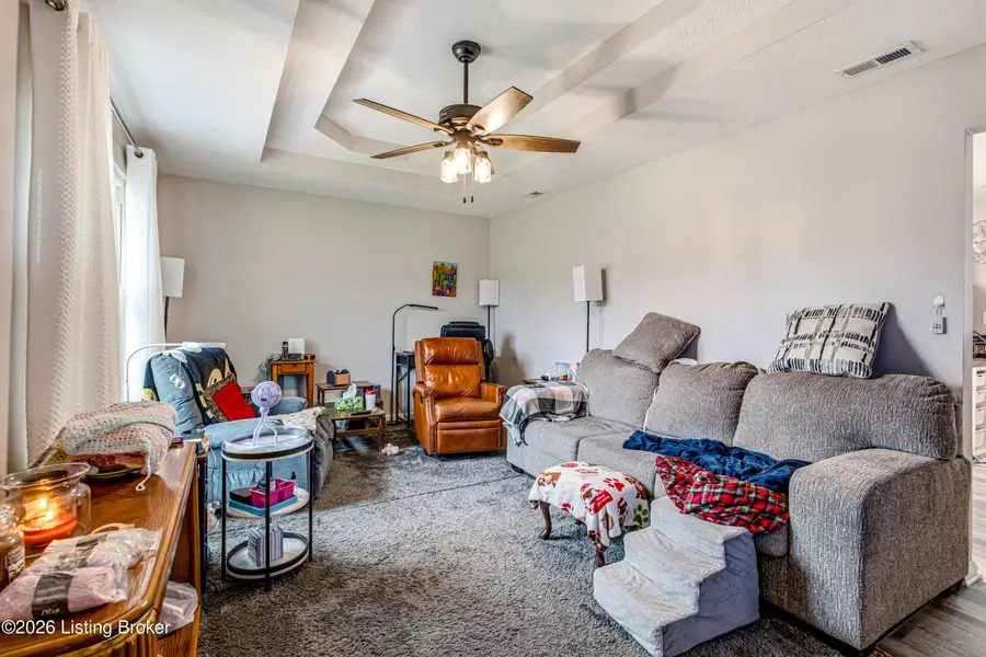 439 Big Oaks Dr, Louisville, KY 40229 - #3