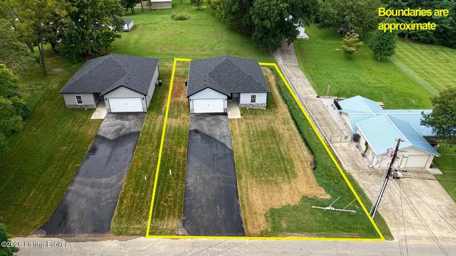 333 B First St, Vine Grove, KY 40175 - #3