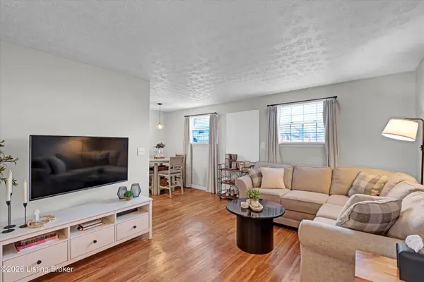 226 Middletown Square, Louisville, KY 40243
