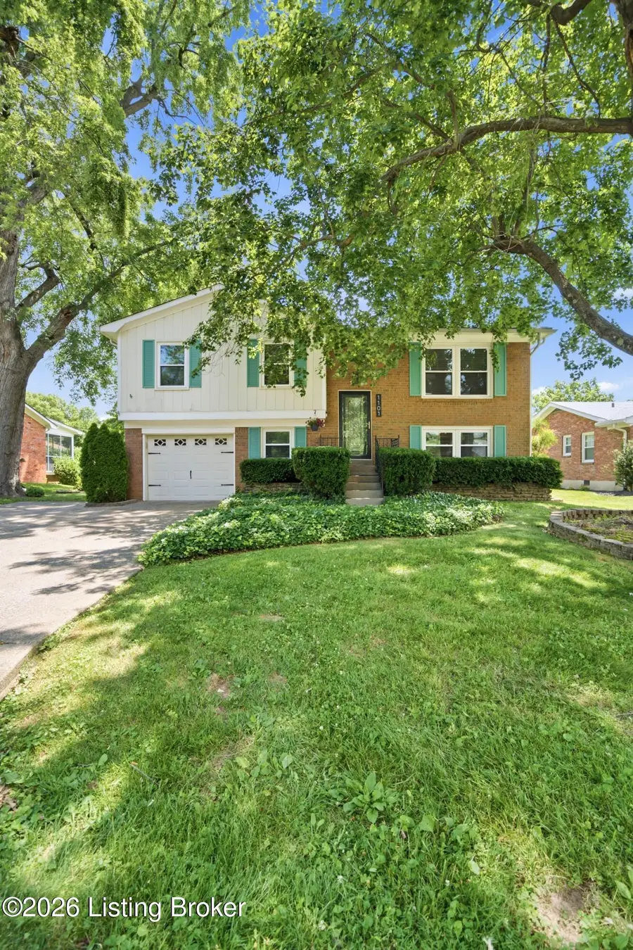 1101 King Arthur Ln, Louisville, KY 40222 - #2