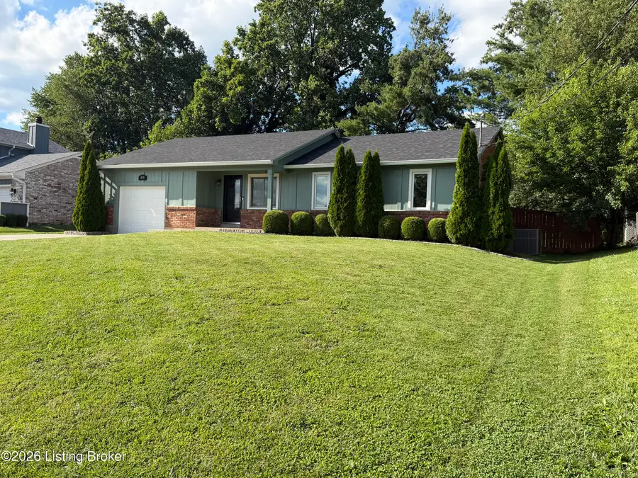 1019 Harmony Landing Rd, Goshen, KY 40026 - #2
