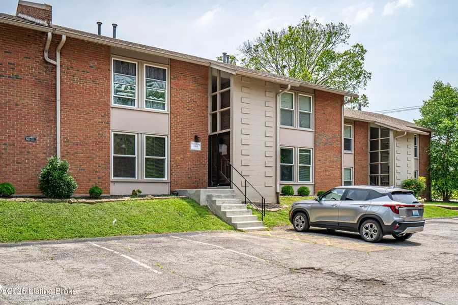 2505 Lindsay Ave #APT 5, Louisville, KY 40206 - #2