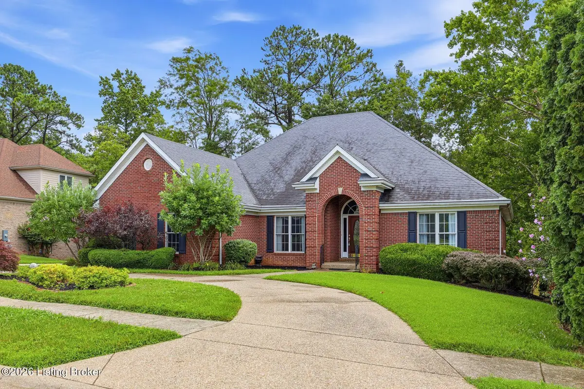 417 Landis Lakes Ct, Louisville, KY 40245 - #1