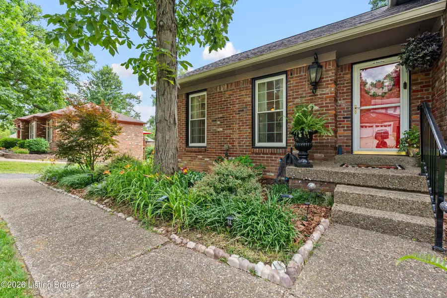 404 Timberlake Trail, Louisville, KY 40245 - #3