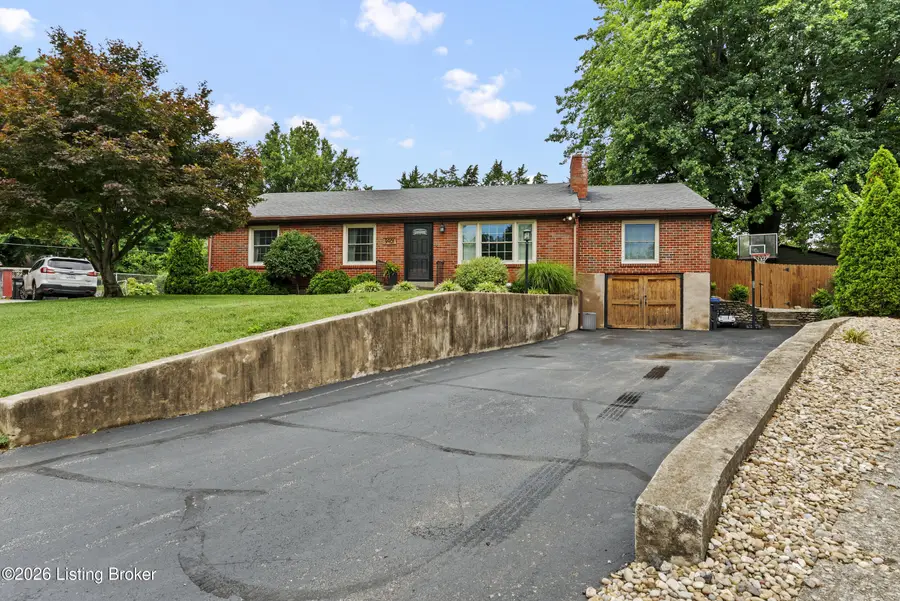 9901 Nanka Rd, Louisville, KY 40272 - #3