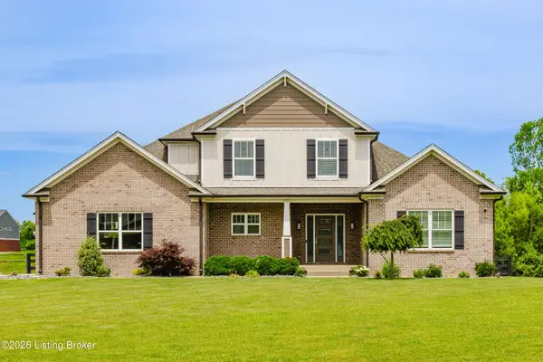 1206 Summit Parks Dr, La Grange, KY 40031