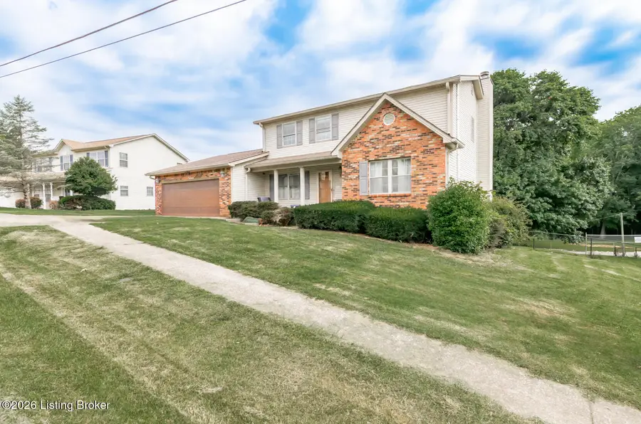 110 Masters St, Radcliff, KY 40160 - #3