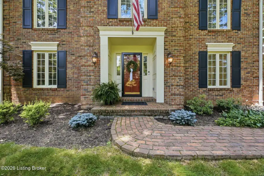 704 Evergreen Rd, Anchorage, KY 40223 - #3